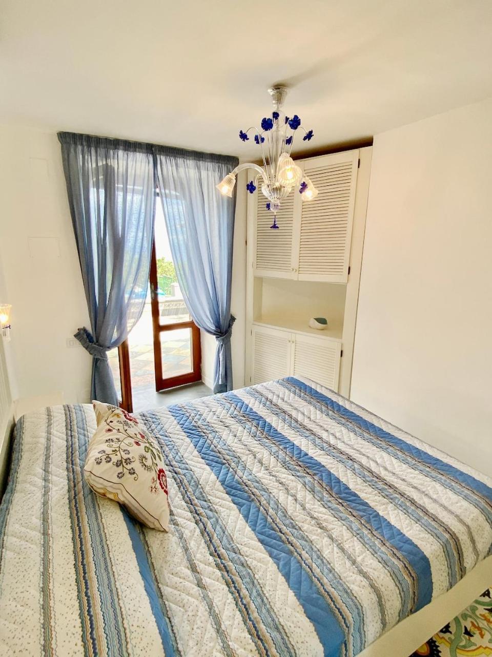 Villa Amalu Capri Piscina E Giardino Exterior photo